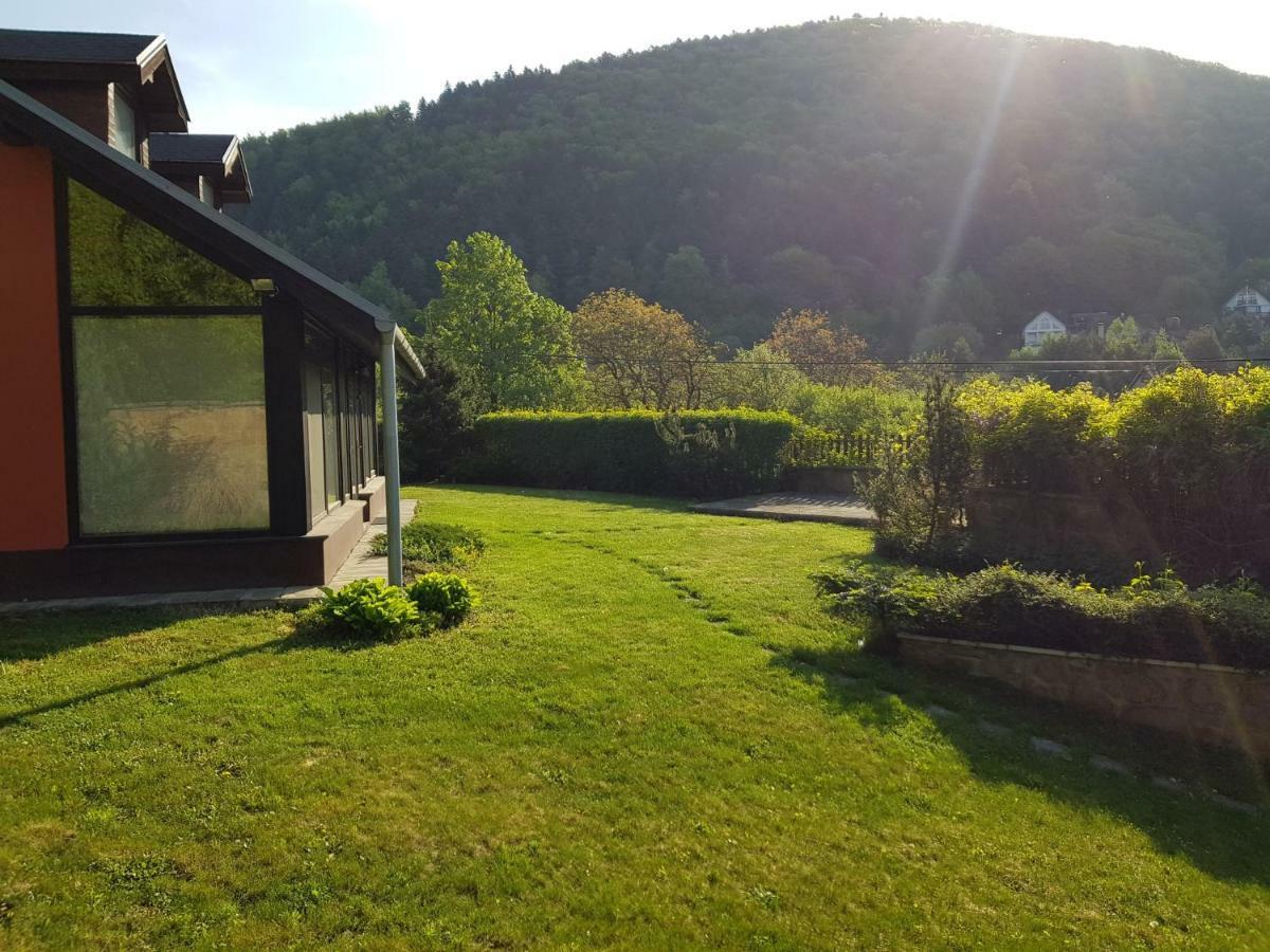 Garden View Villa Drienica Exterior photo