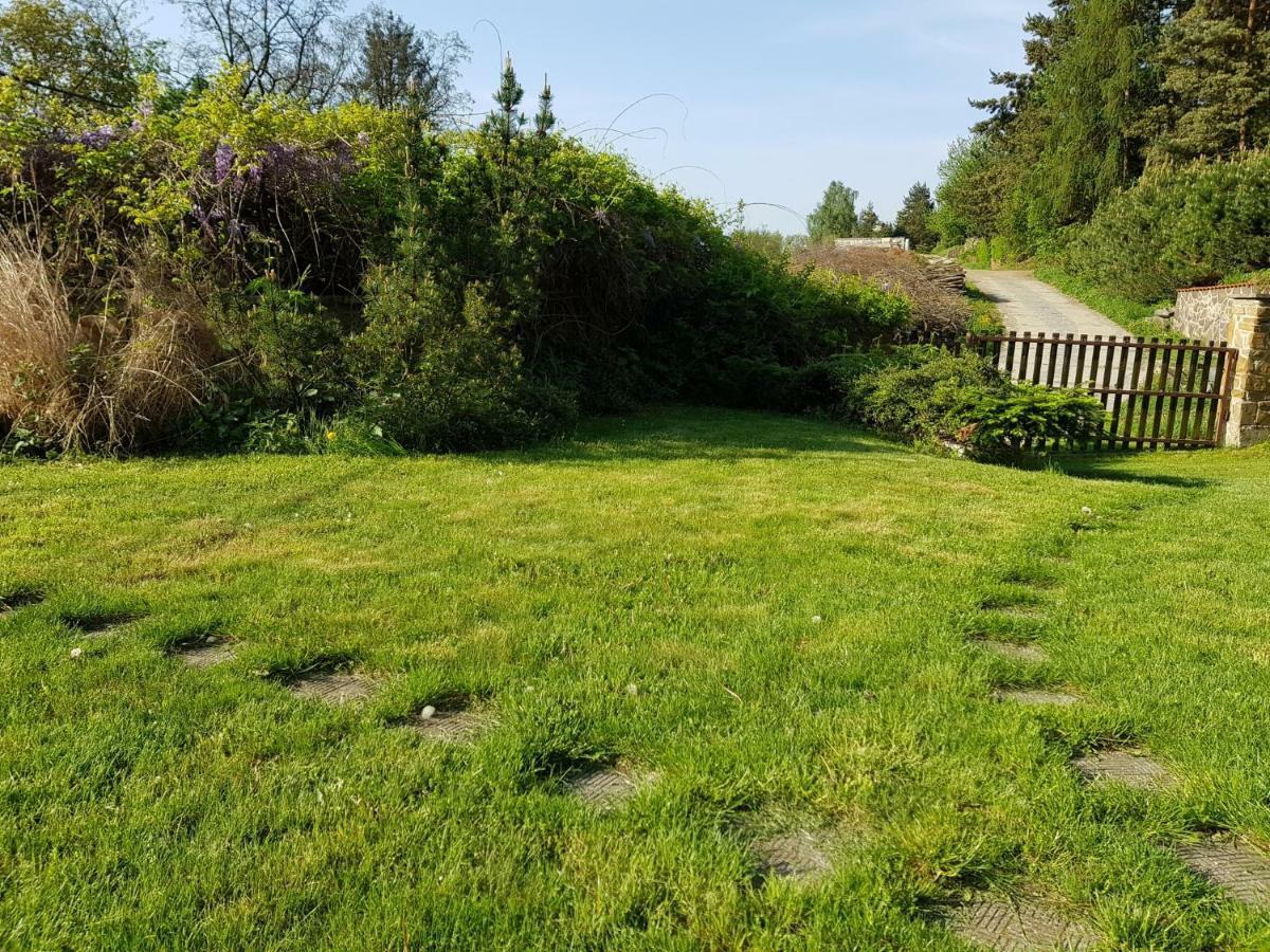 Garden View Villa Drienica Exterior photo